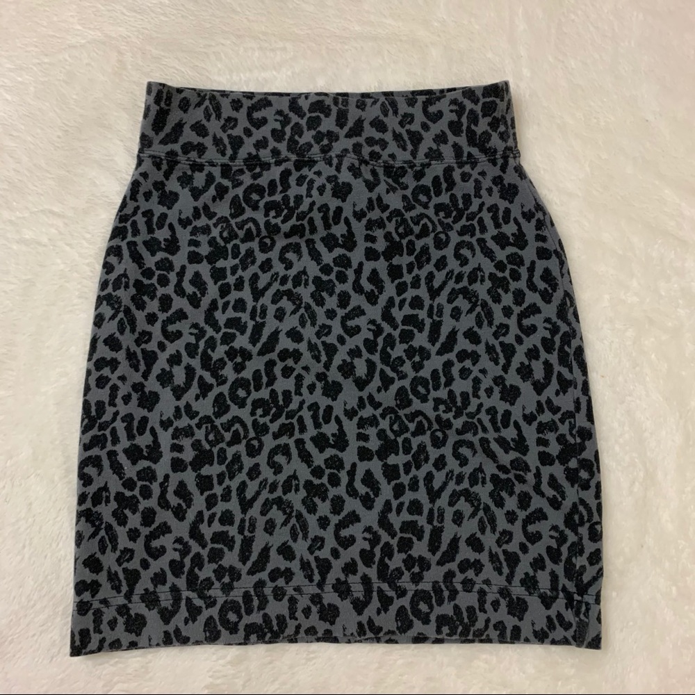 Moda form Victoria’s Secret Leopard Mini Skirt